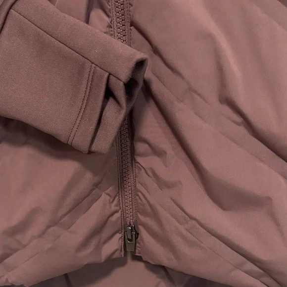 Athleta Women's Purple Hooded Puffer Inlet Jacket - Picture 4 of 7